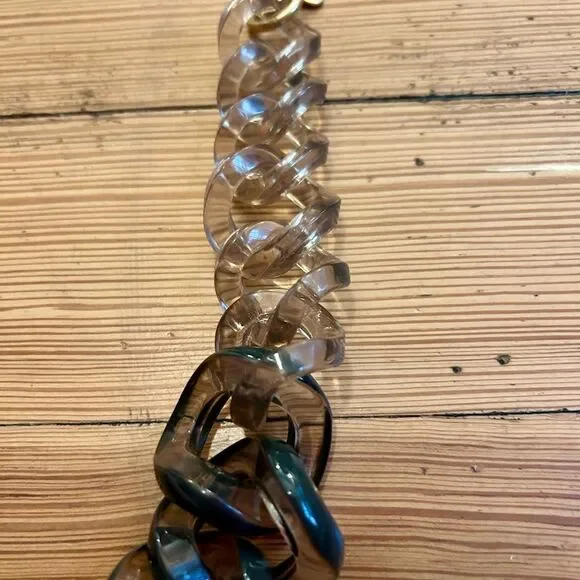 J.CREW Ombre Lucite Chunky Link Necklace. - Picture 11 of 15